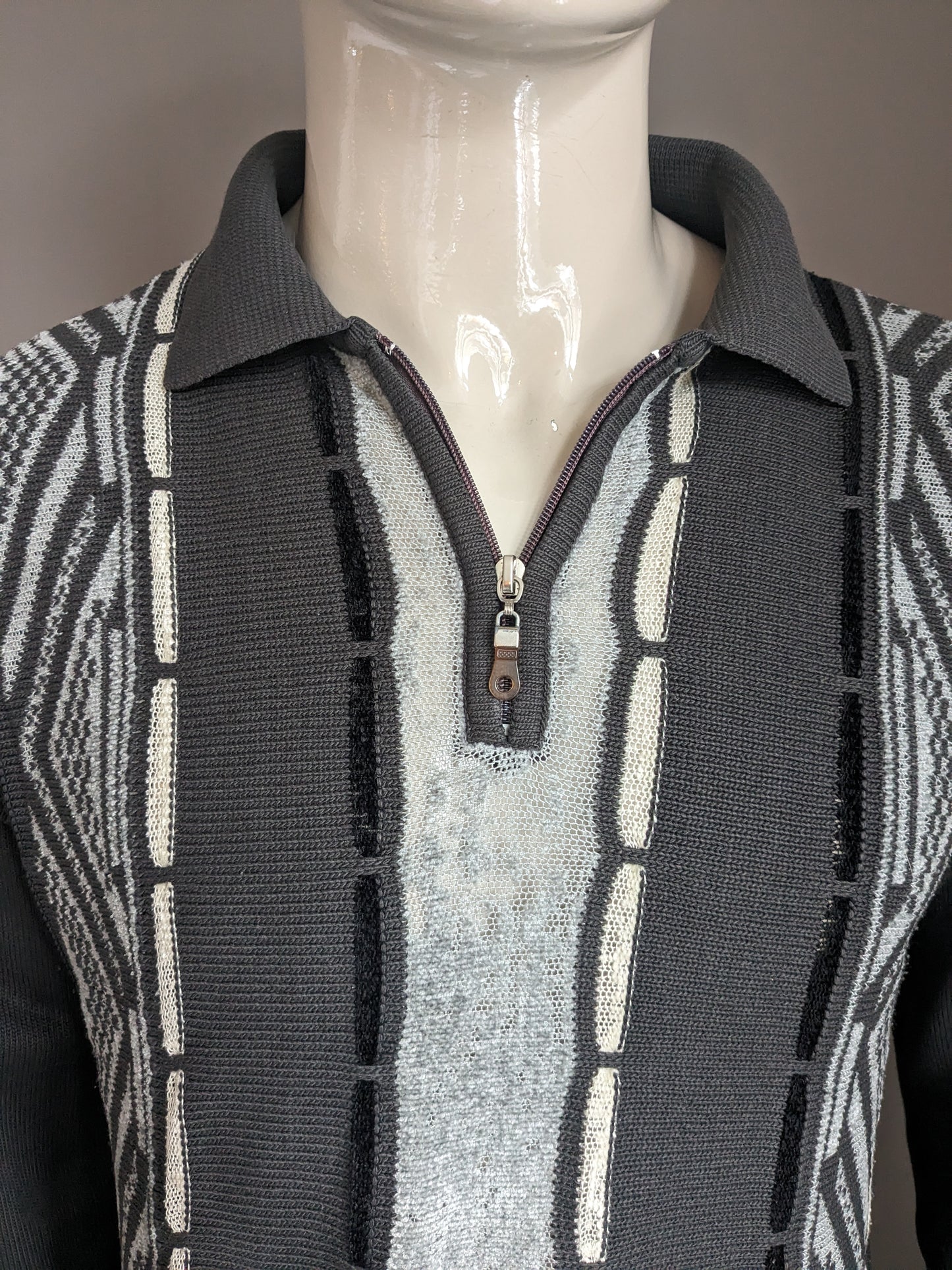 Vintage Sonne Sweater with zipper. Gray beige black colored. Size L.
