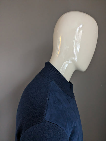 Campbell vest. Donker Blauw gekleurd. Maat XL.