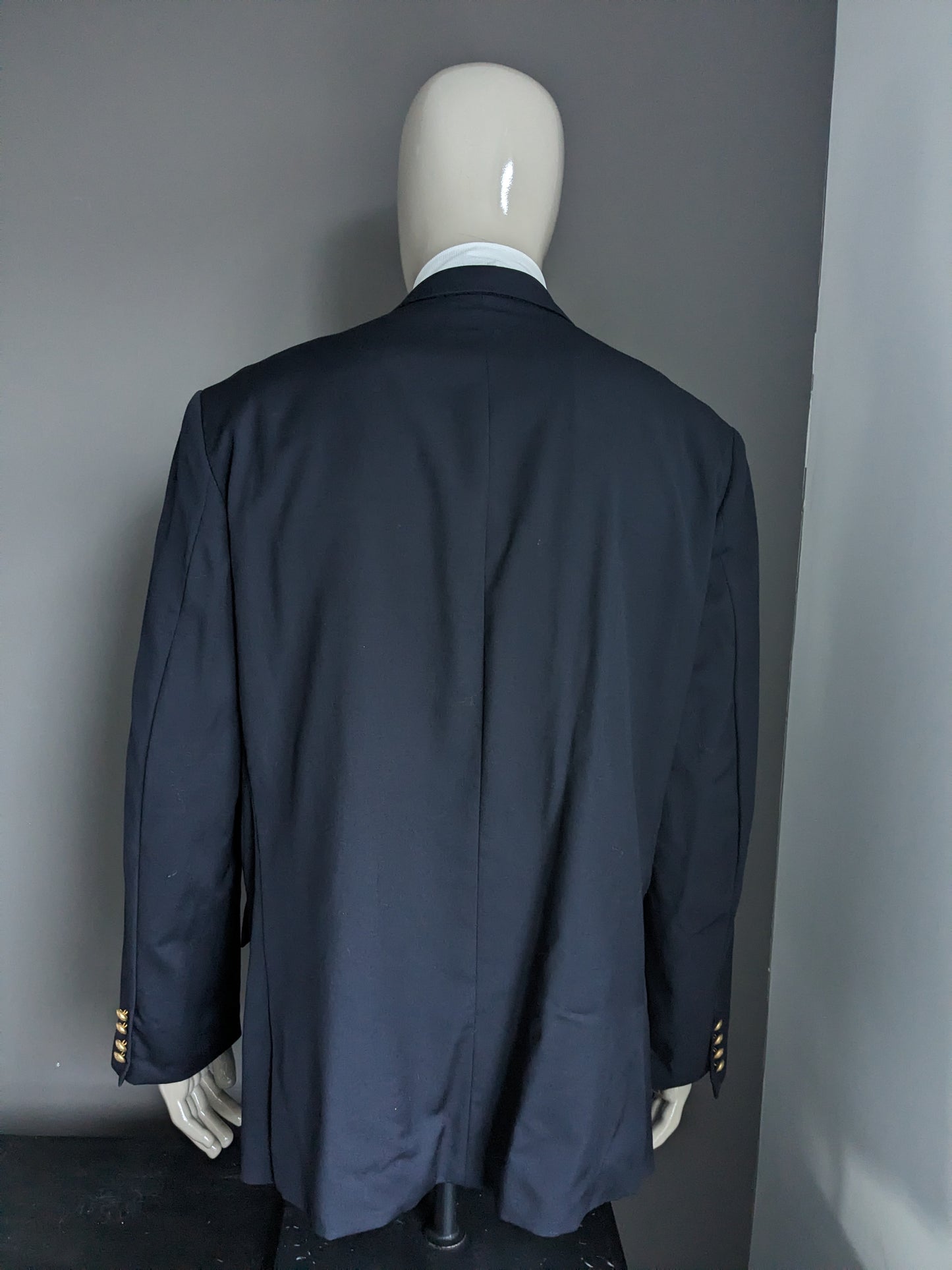 Vintage scapa woolen jacket with beautiful buttons. Dark blue colored. Size 58 / XL.