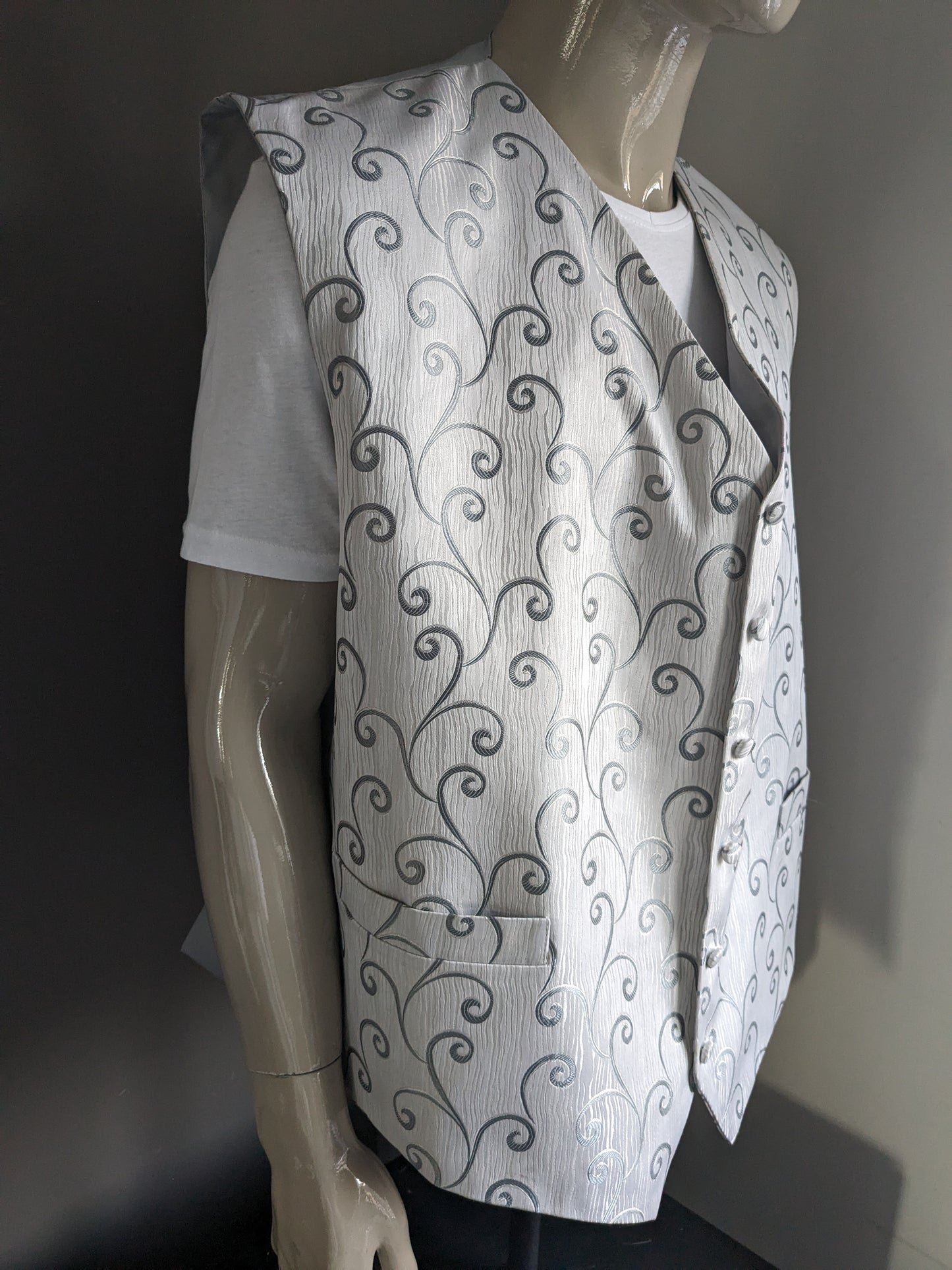 Erbstückweste. Fliedergraues, silberfarbenes Motiv. Größe 6XL / XXXXXXL.