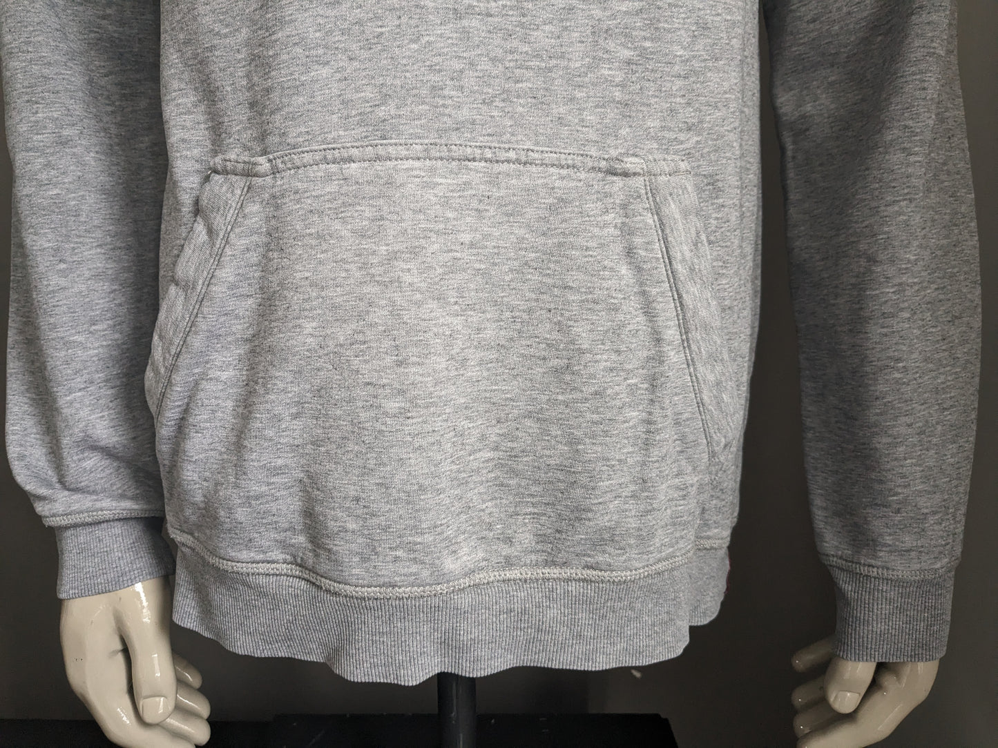 EDC-Pullover mit sportlichem Rollkragen. Grau gemischt. Größe L.