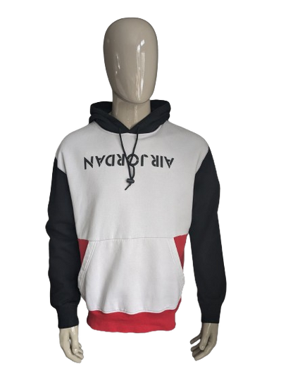 Sweat à capuche Nike Air Jordan. Couleur noir blanc rouge. Taille L.