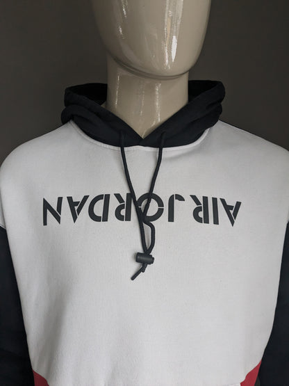 Sweat à capuche Nike Air Jordan. Couleur noir blanc rouge. Taille L.