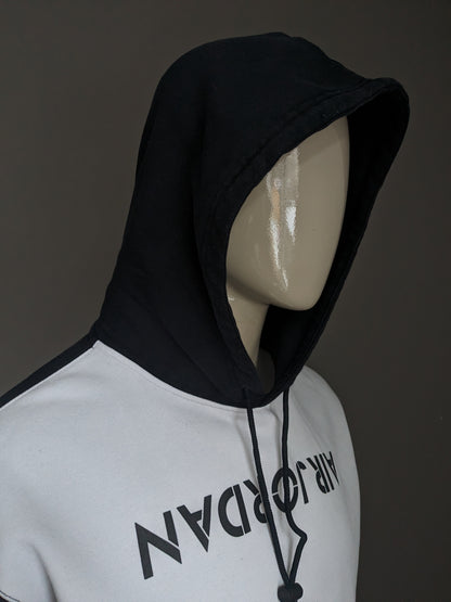 Sweat à capuche Nike Air Jordan. Couleur noir blanc rouge. Taille L.