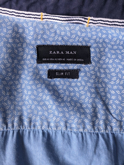 Camisa Zara Hombre. Estampado azul blanco. Talla M. Corte entallado.