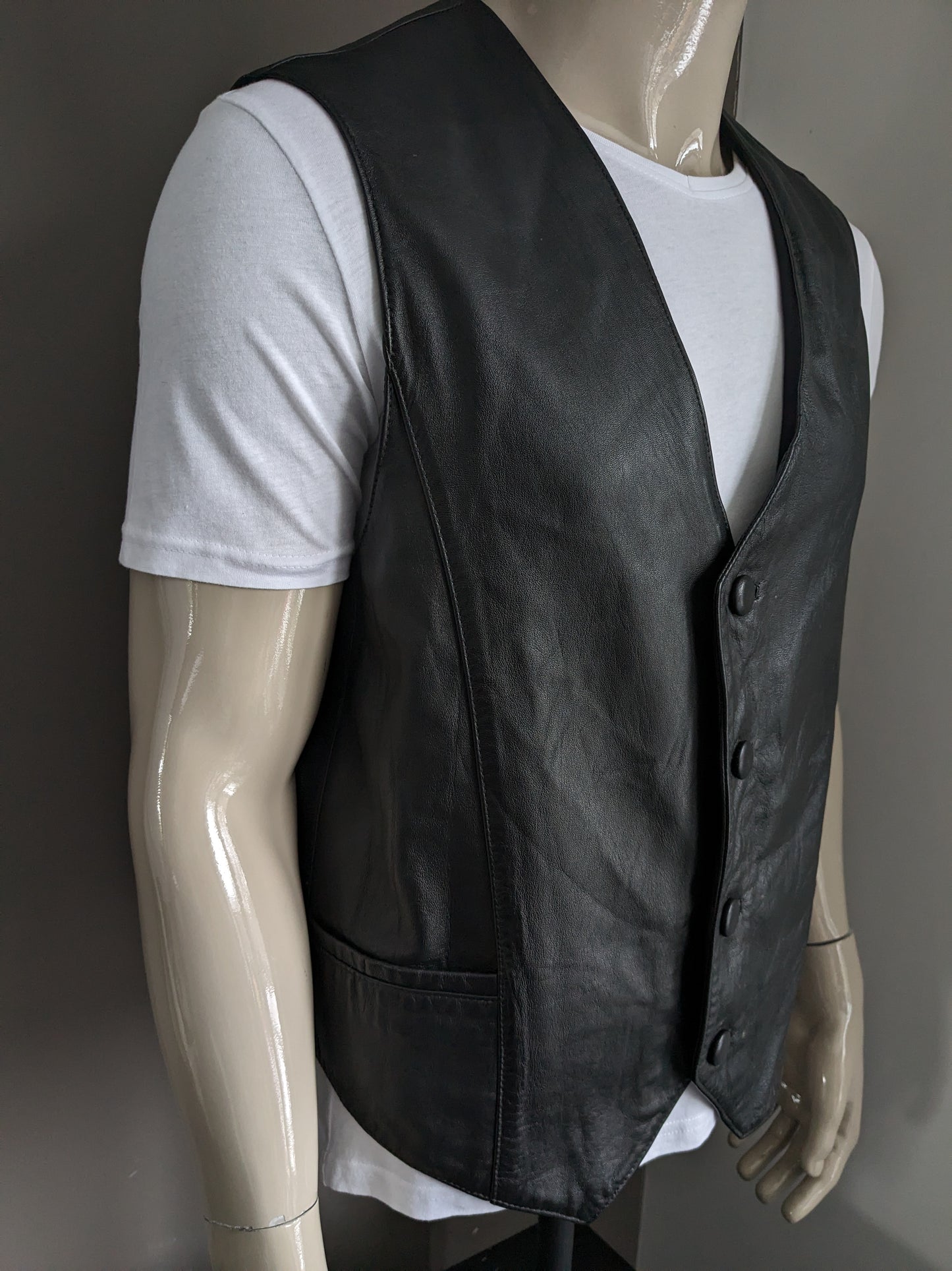 Leather double -sided waistcoat with inner pocket. Black. Size XL. #318