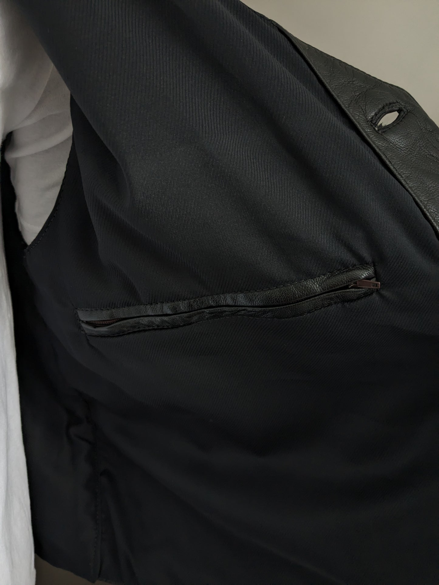 Leder doppelseitige Weste mit innerer Tasche. Schwarz. Größe xl. #318