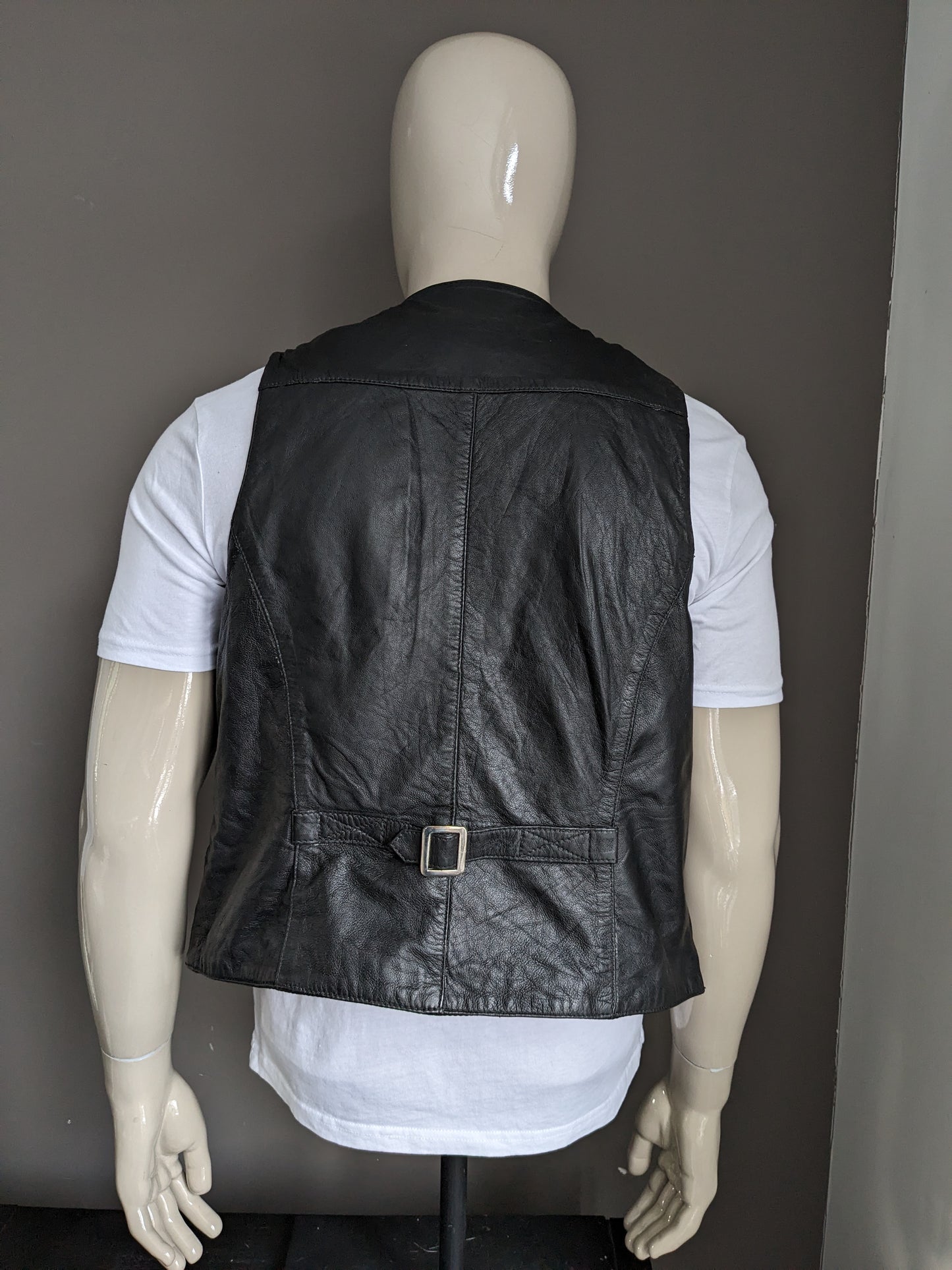 Double-sided Abbagliate leather waistcoat with 3 inner pockets. Black. Size 50 / M