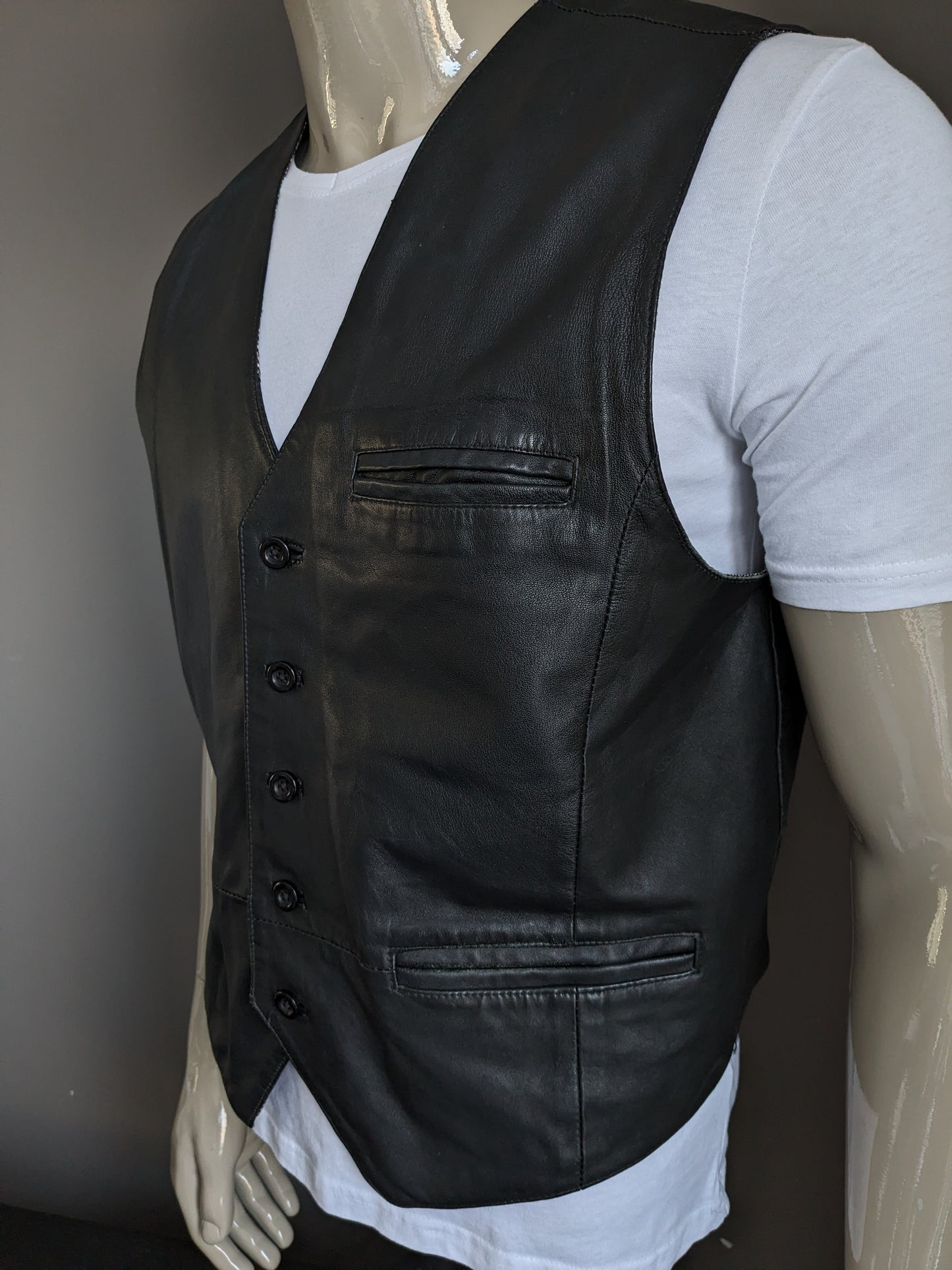 Double -sided leather waistcoat. Black. Size L. #322