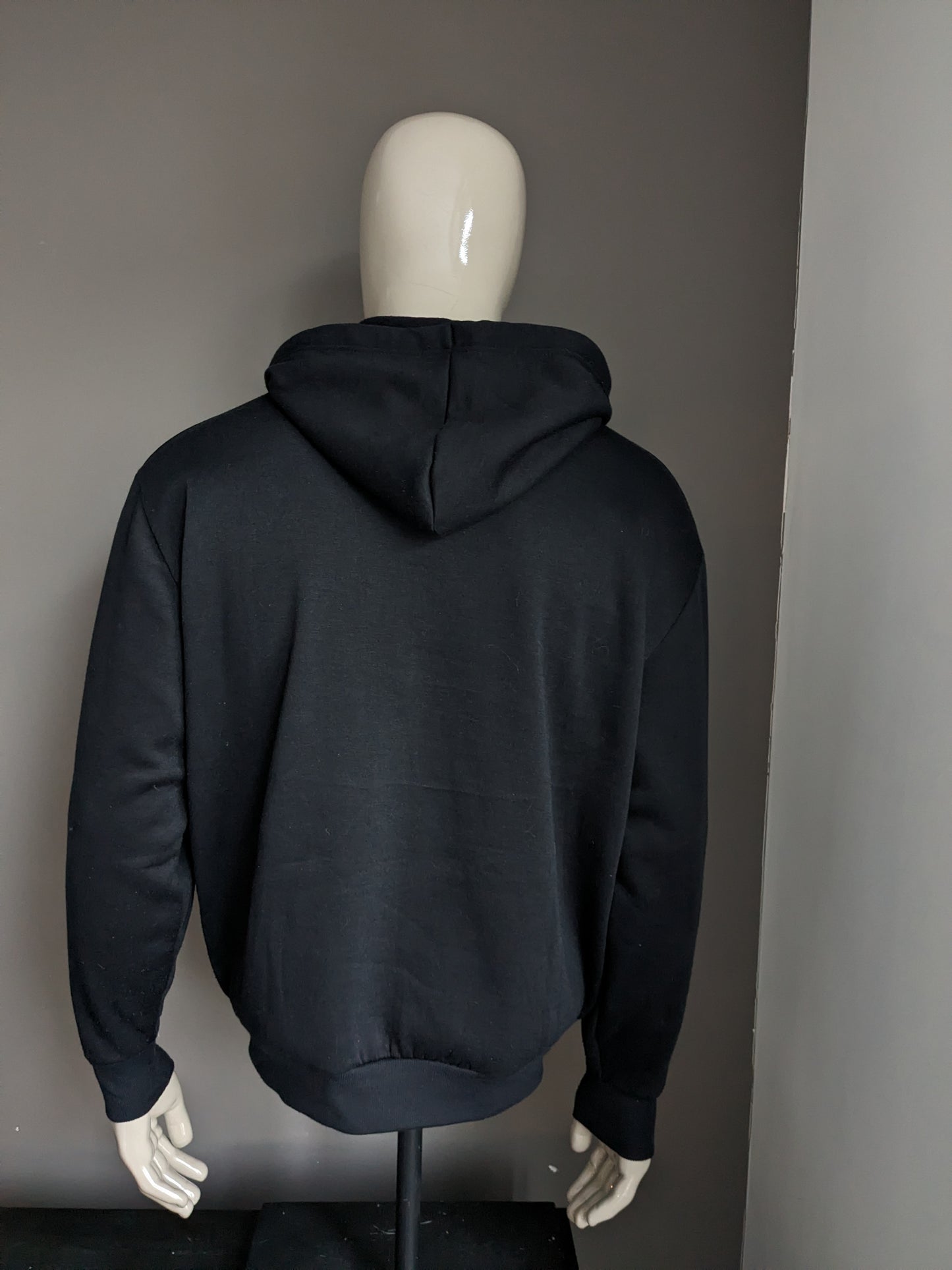 Lee Cooper cardigan with hood. Black. Size XL.