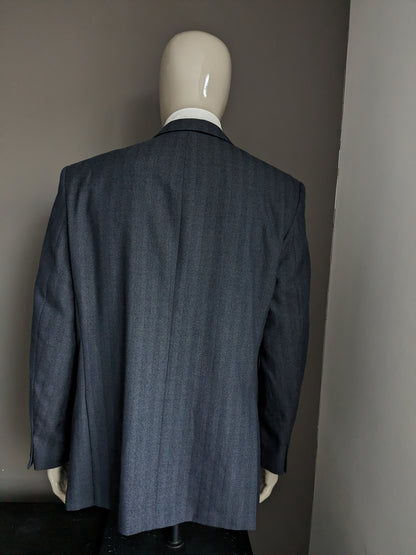 Veste en laine Varteks. Motif chevrons gris noir. Taille 56/XL. 45% laine.