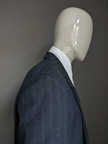 Veste en laine Varteks. Motif chevrons gris noir. Taille 56/XL. 45% laine.