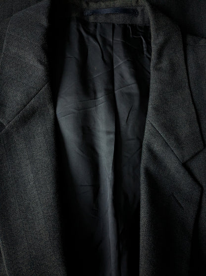 Veste en laine Varteks. Motif chevrons gris noir. Taille 56/XL. 45% laine.