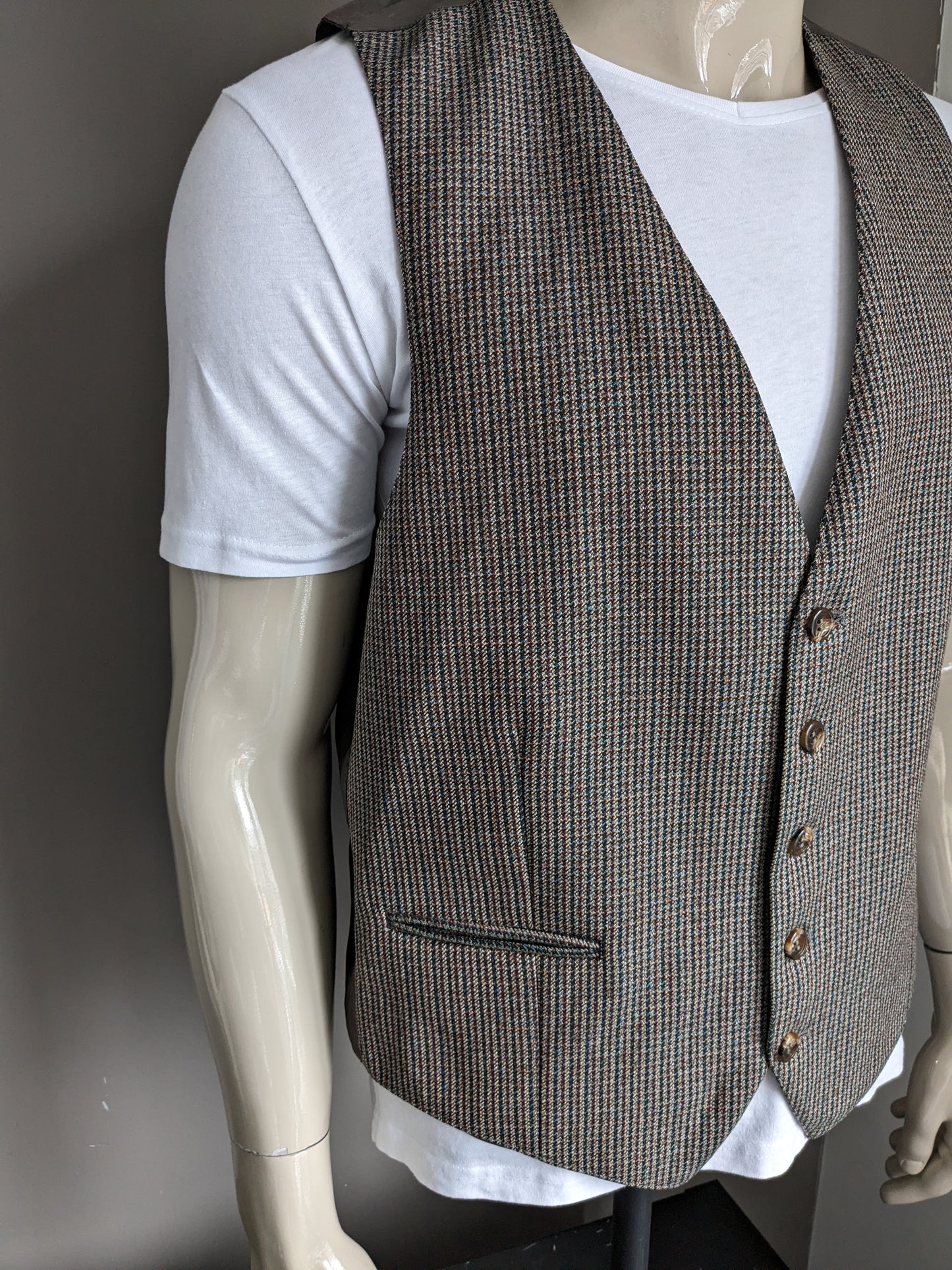 Waistcoat. Brown black checked with blue red green dots. Size L.