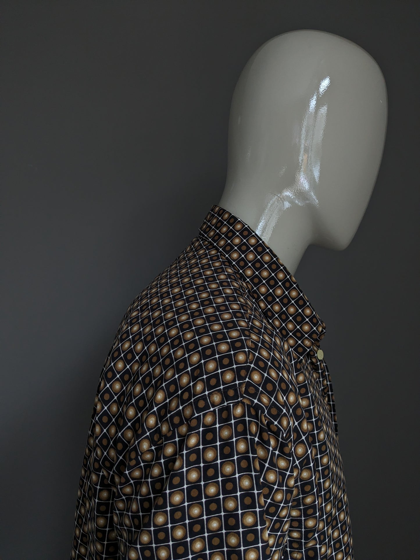 WE Men shirt. Brown Black 70's print. Size XXL / 2XL.