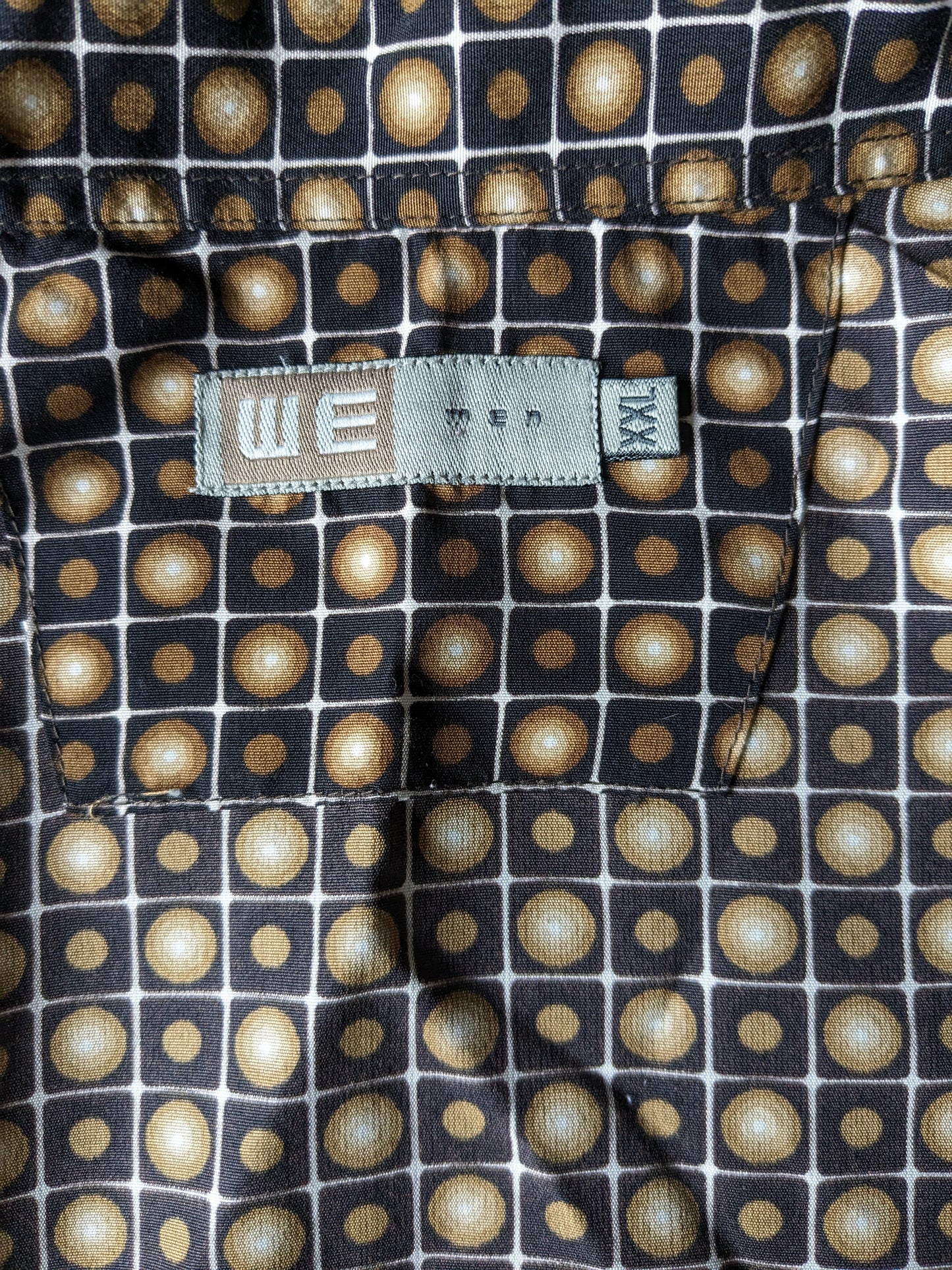 WE Men shirt. Brown Black 70's print. Size XXL / 2XL.