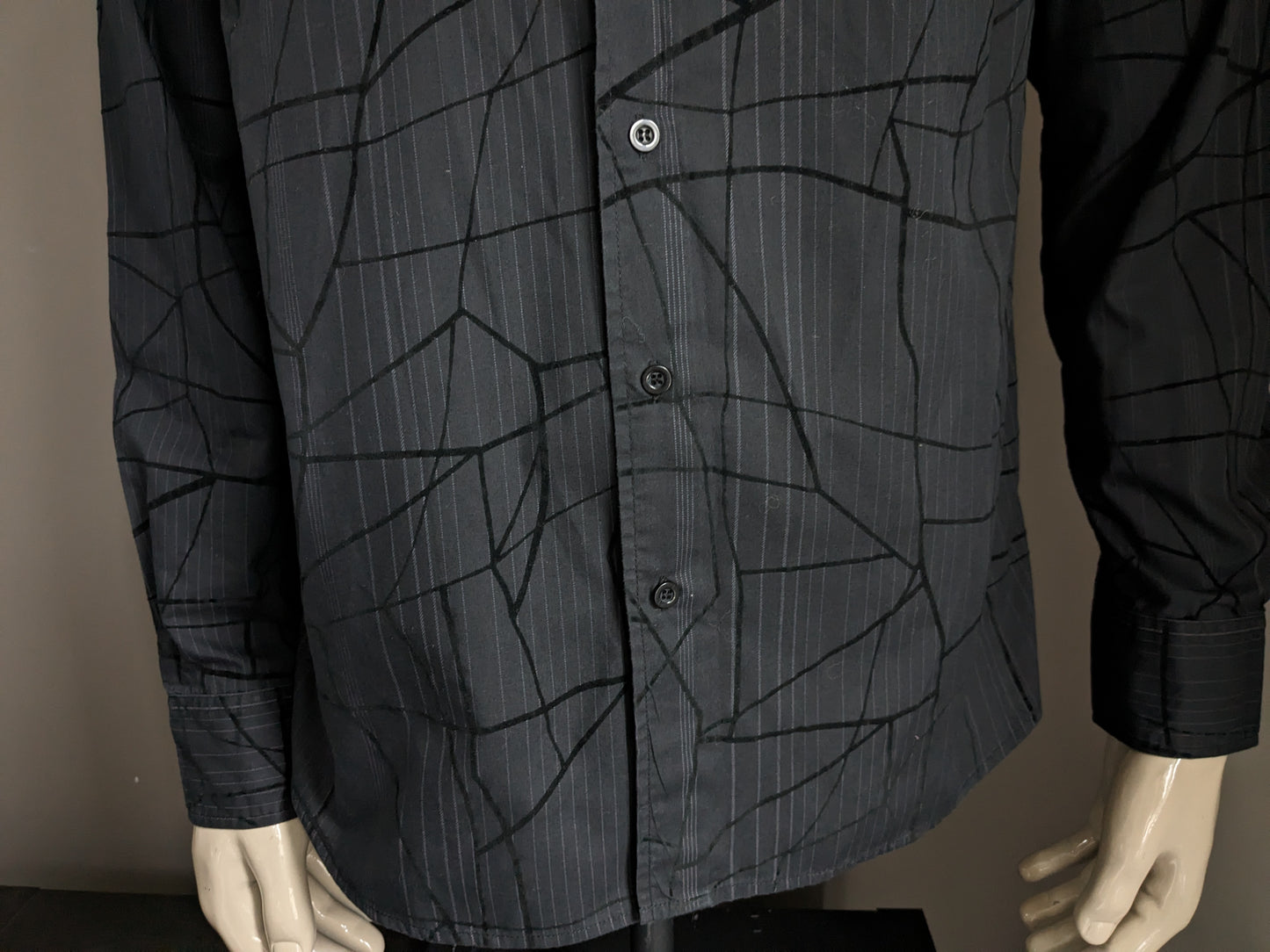 Cargo overhemd. Zwarte print. Maat L.