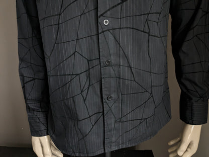Cargo-Shirt. Schwarzer Druck. Größe L.