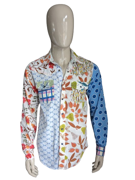 Desigual shirt with press studs. Blue brown red green print. Size M.