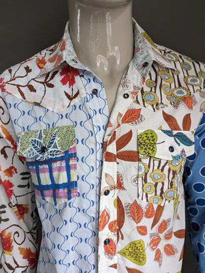 Chemise Desigual avec boutons pression. Imprimé Bleu Marron Rouge Vert. Taille M.