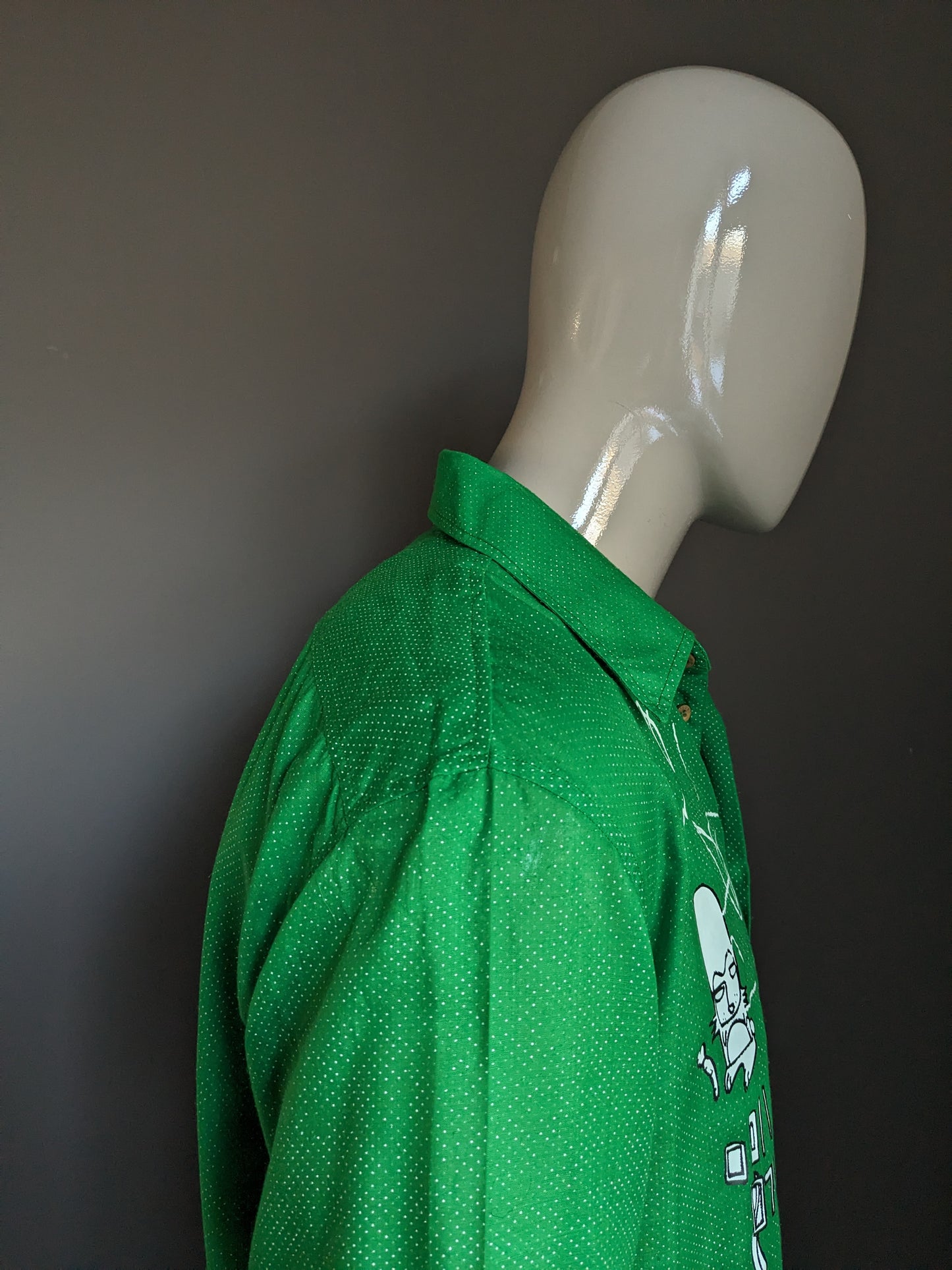 Desigual shirt. Green and white dotted with print. Size XL.