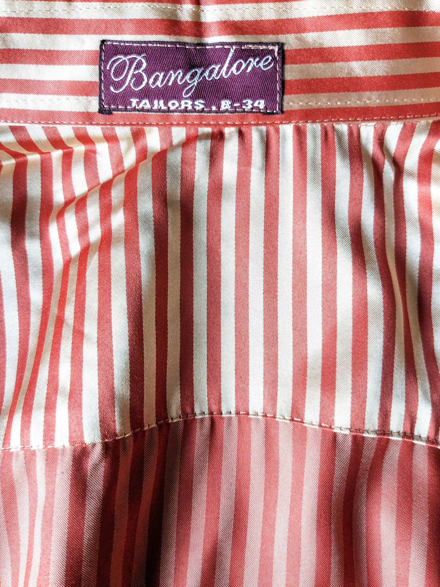 Vintage Bangalore overhemd. Rood Goudkleurig gestreept. Maat M.