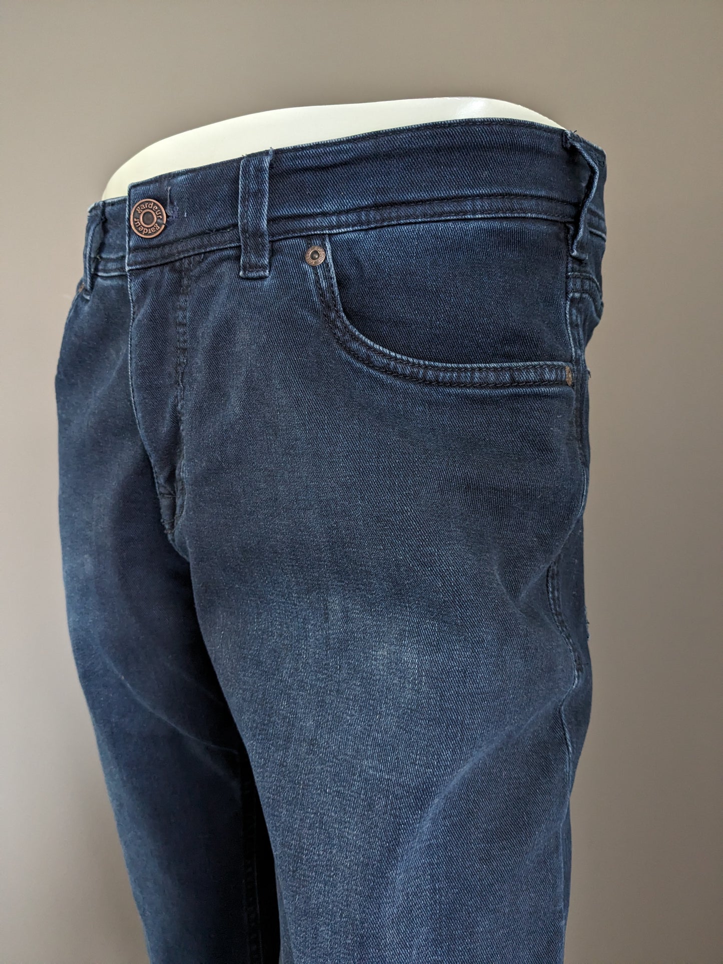 Gardeur jeans. Donkerblauw. Maat W34 - L34. Slim fit, low rise stretch.