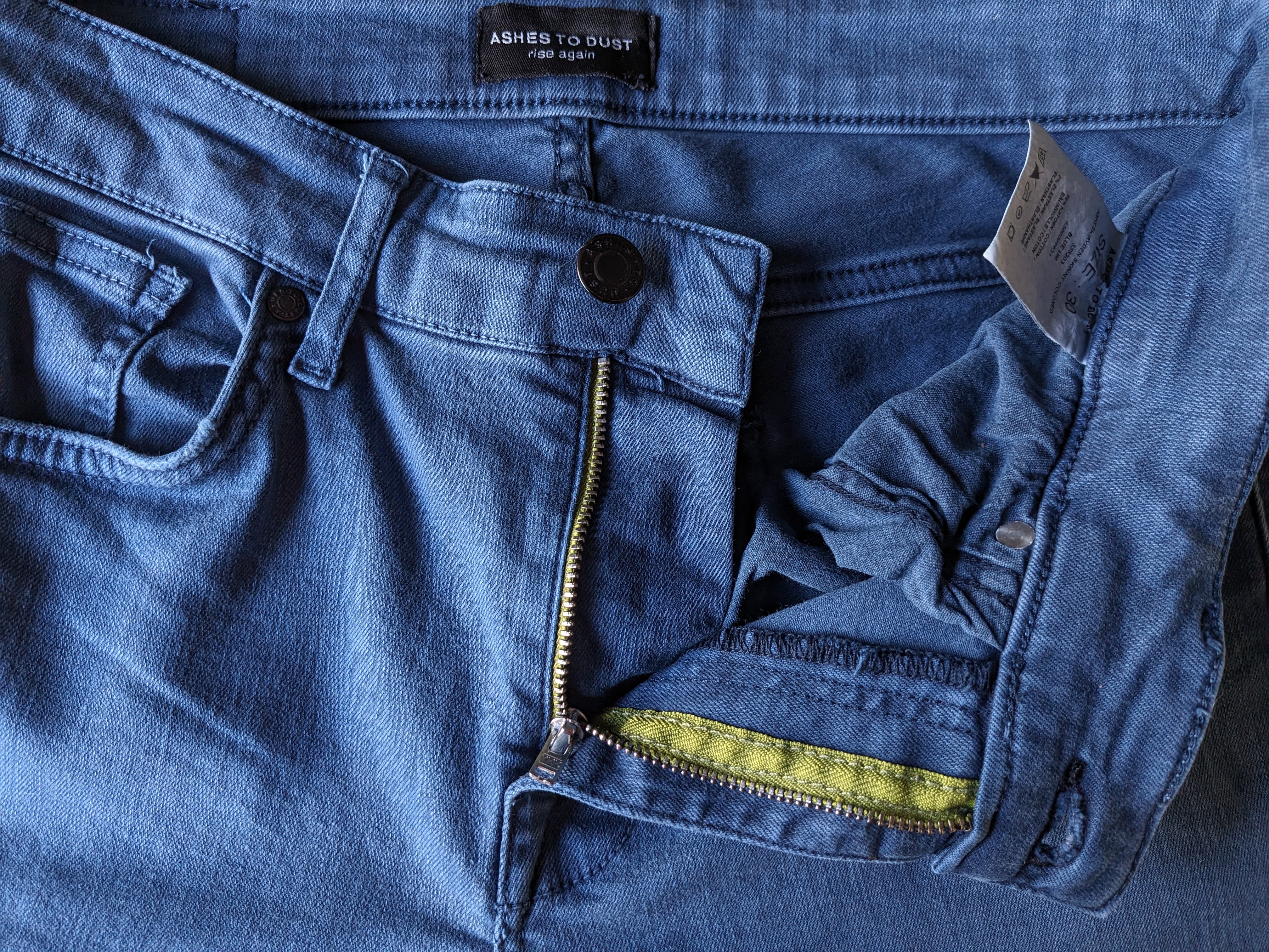 Ashes to Dust Jeans. Blauw. Maat W30 L26 stretch. EcoGents