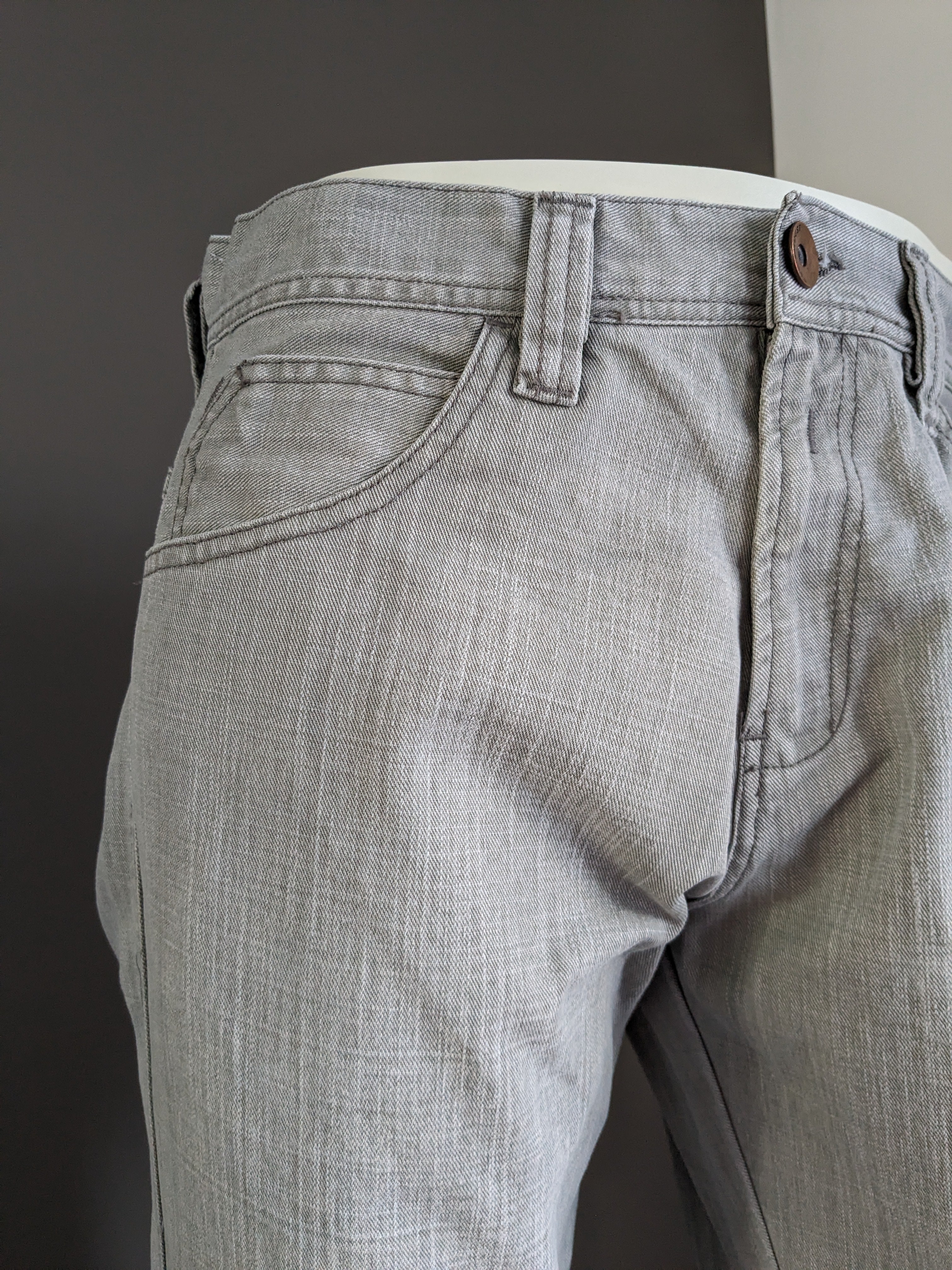 Taille pantalon w32 l32 2025