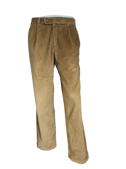 Pantalones de canalé Gardeur. Marrón. Talla 26 (52) / L.