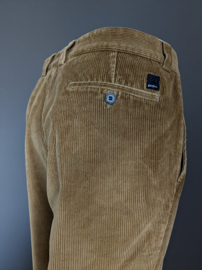 Pantalones de canalé Gardeur. Marrón. Talla 26 (52) / L.