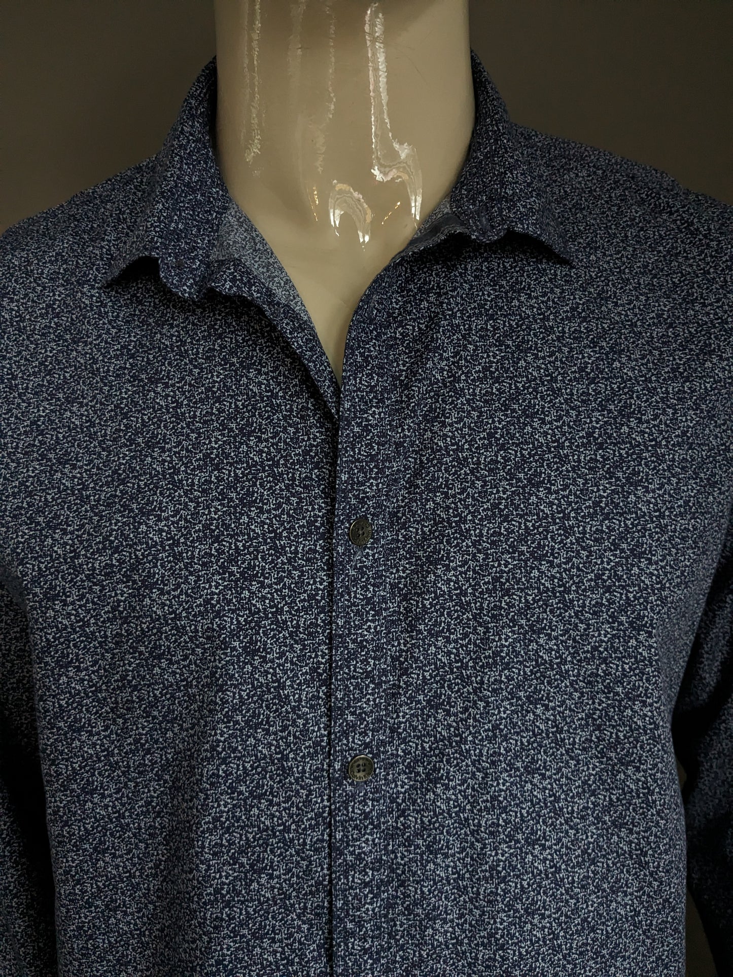 Chemise Calvin Klein. Impression bleue. Taille L.