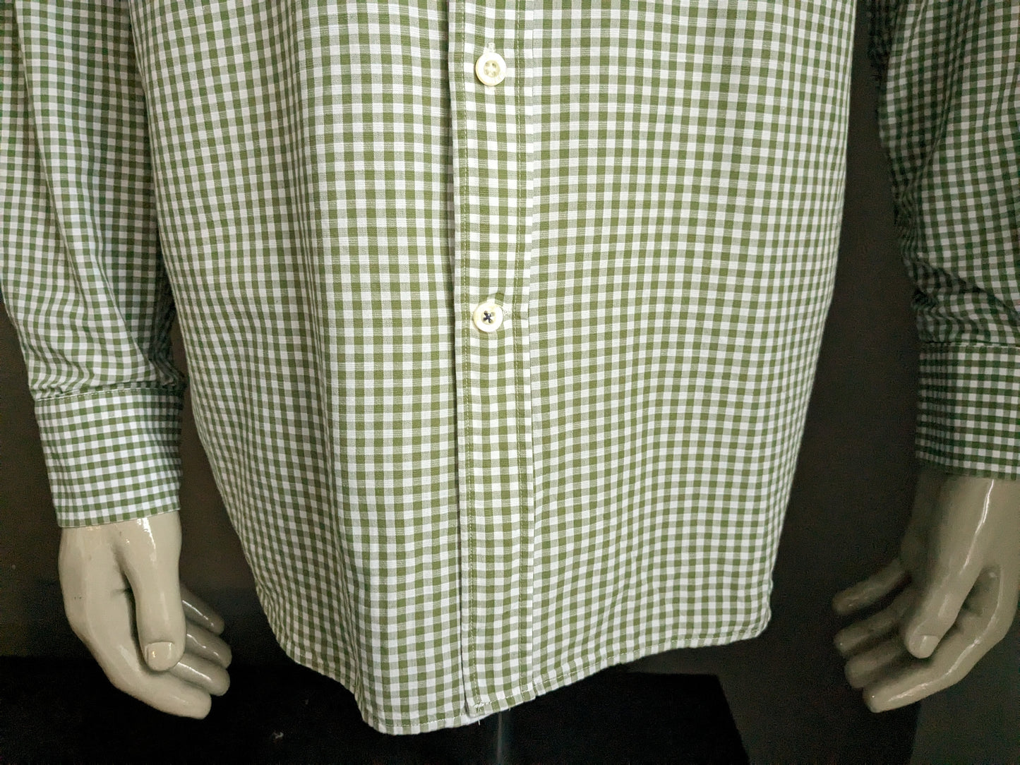 Cricket & Co shirt. Green white checkered. Size XL.