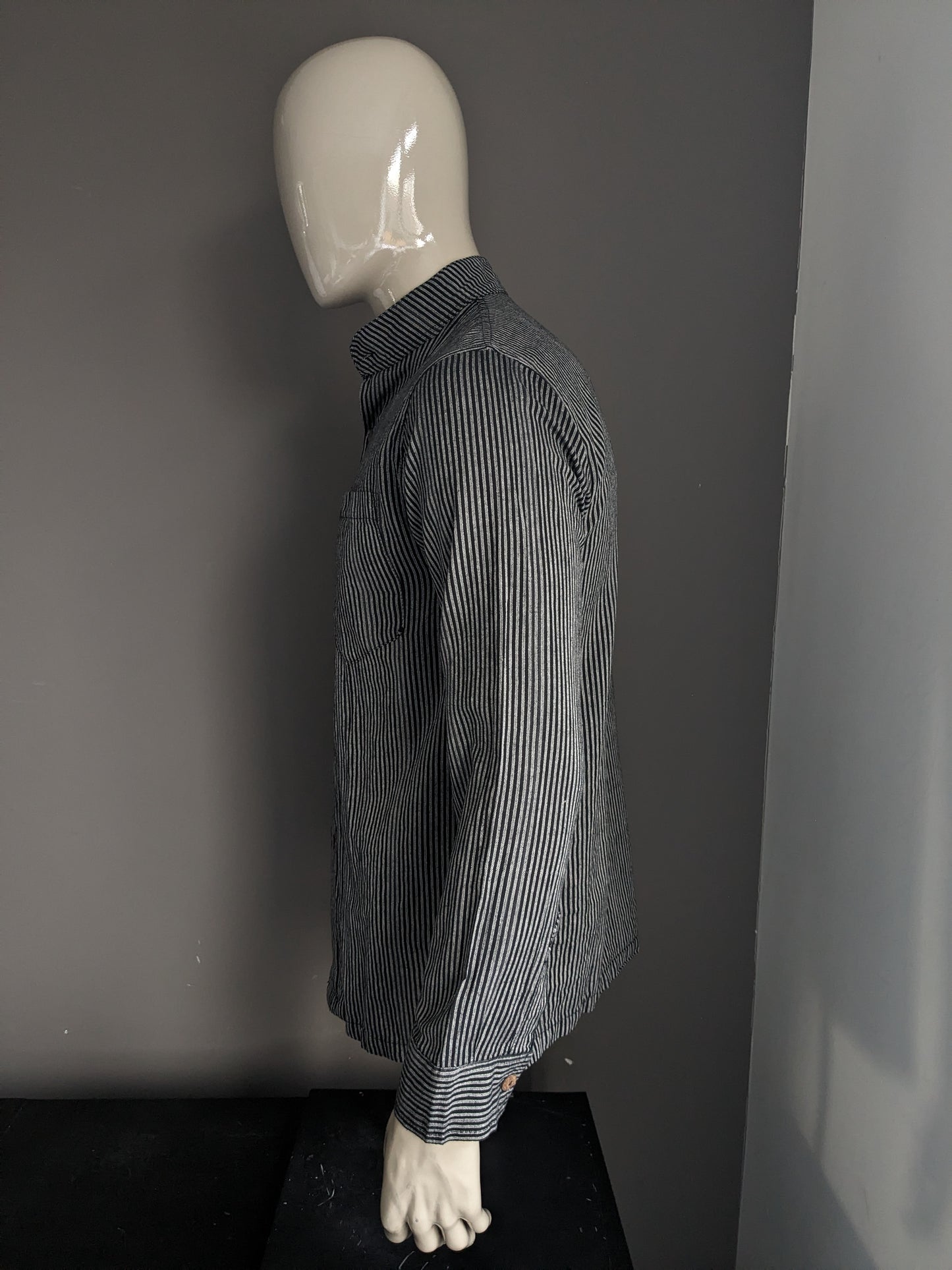Vintage shirt upright / farmers / mao collar. Black gray striped. Size M.