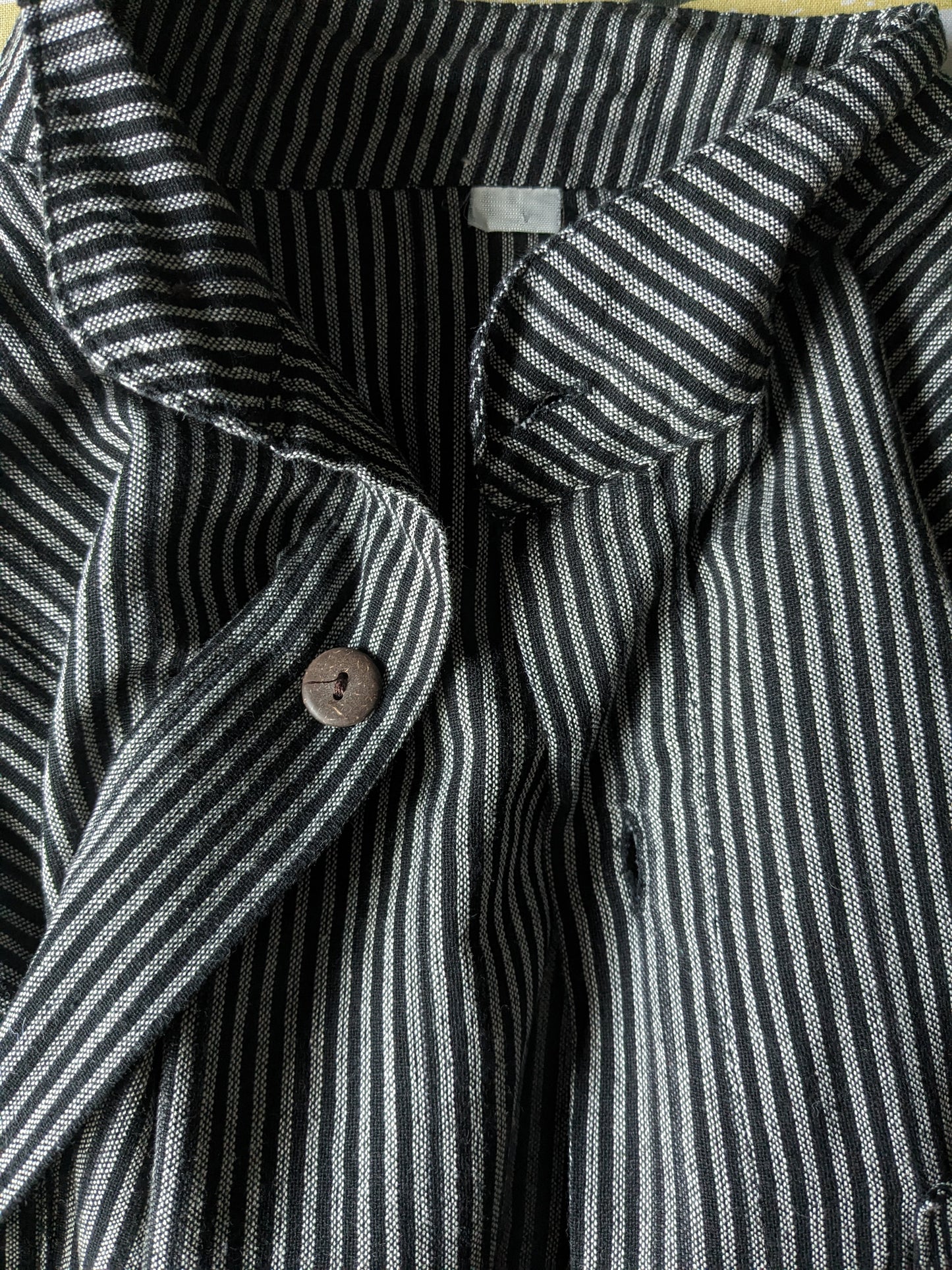 Camisa vintage vertical / agricultores / cuello mao. Rayado gris negro. Talla M.