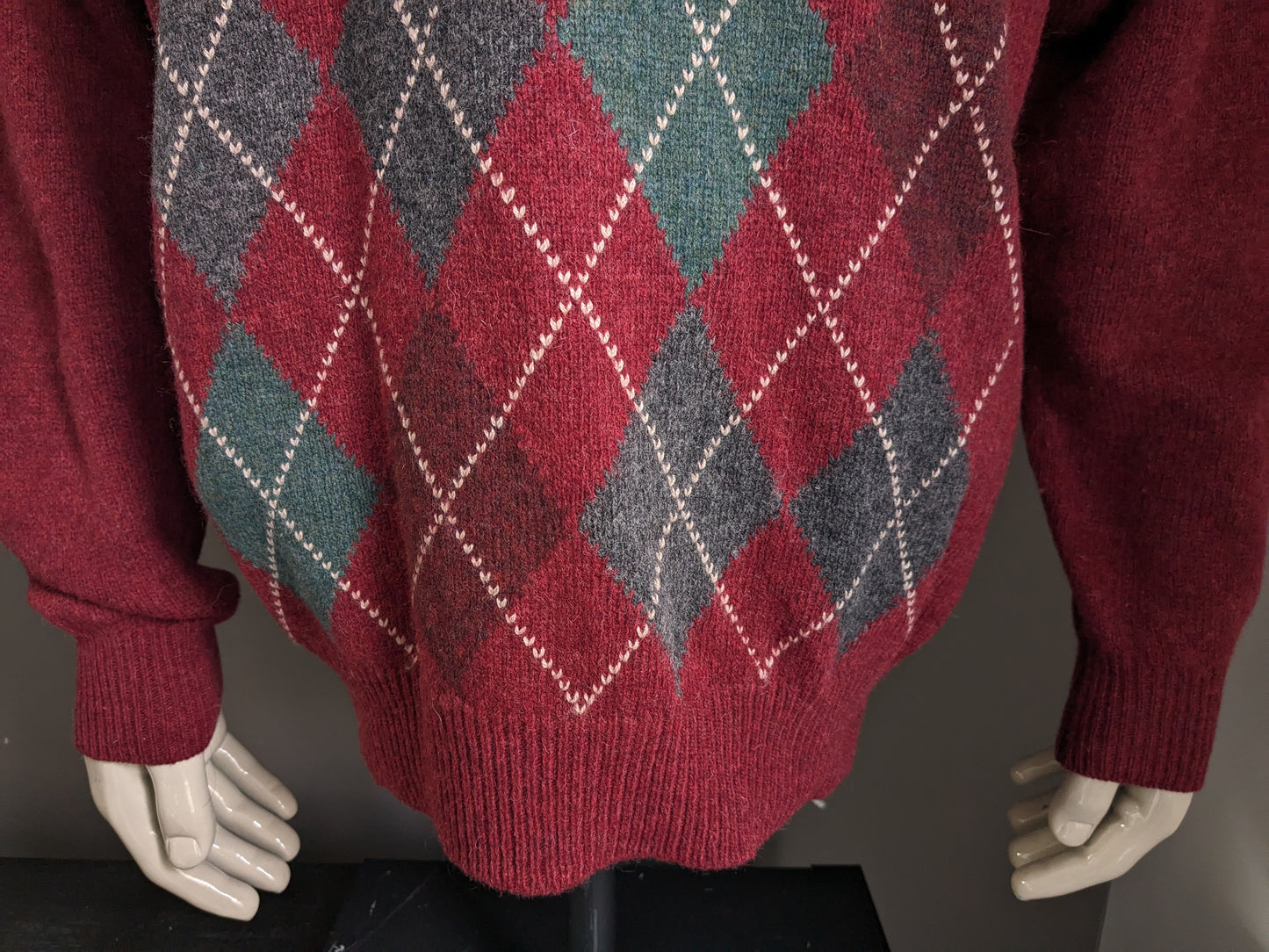 Vintage de Vaan Shetland Wool Polo Pulo. Bordeaux Argyle Motif. Taille xl.