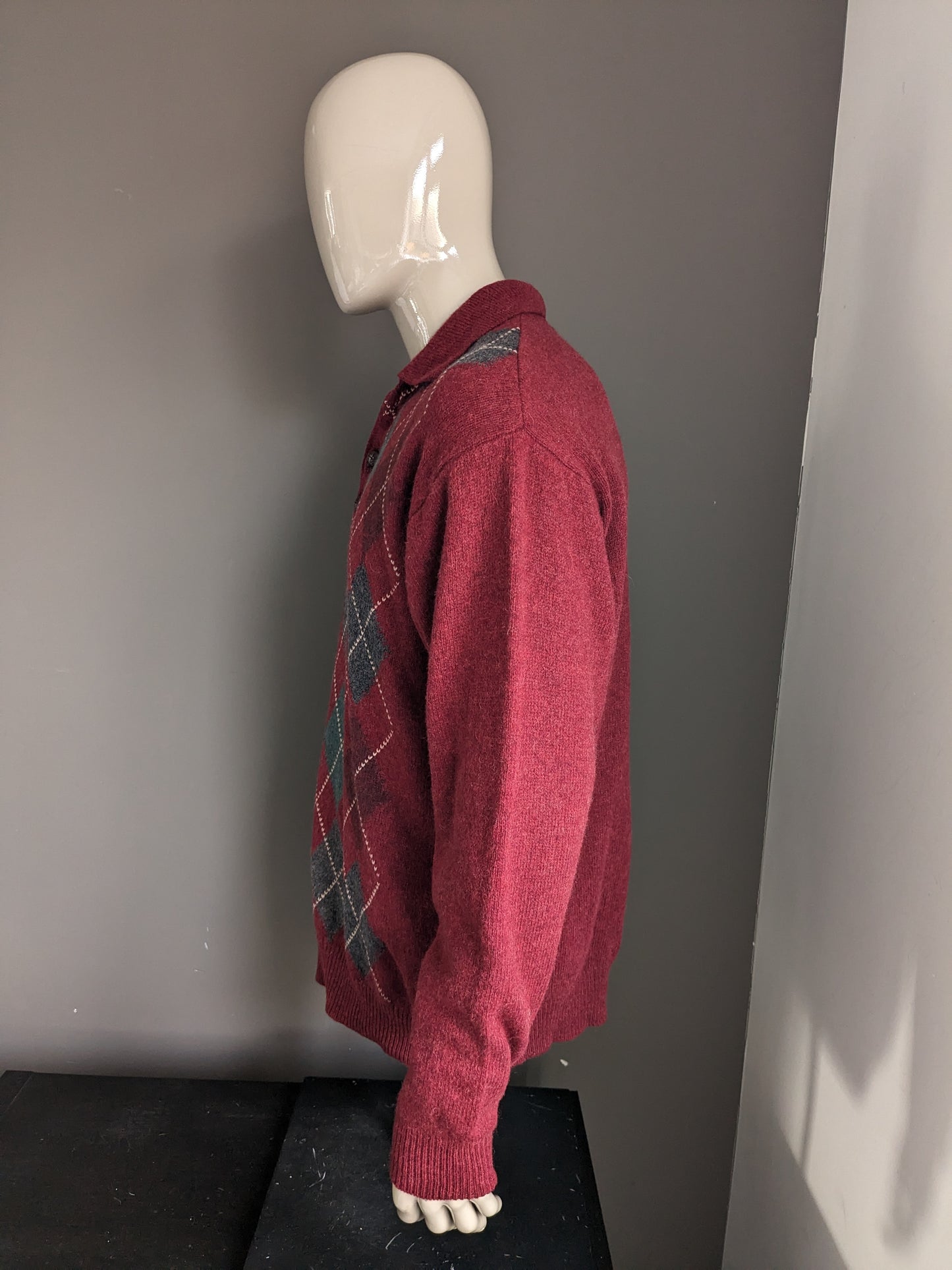 Vintage from Vaan Shetland wool polo sweater. Bordeaux Argyle motif. Size XL.