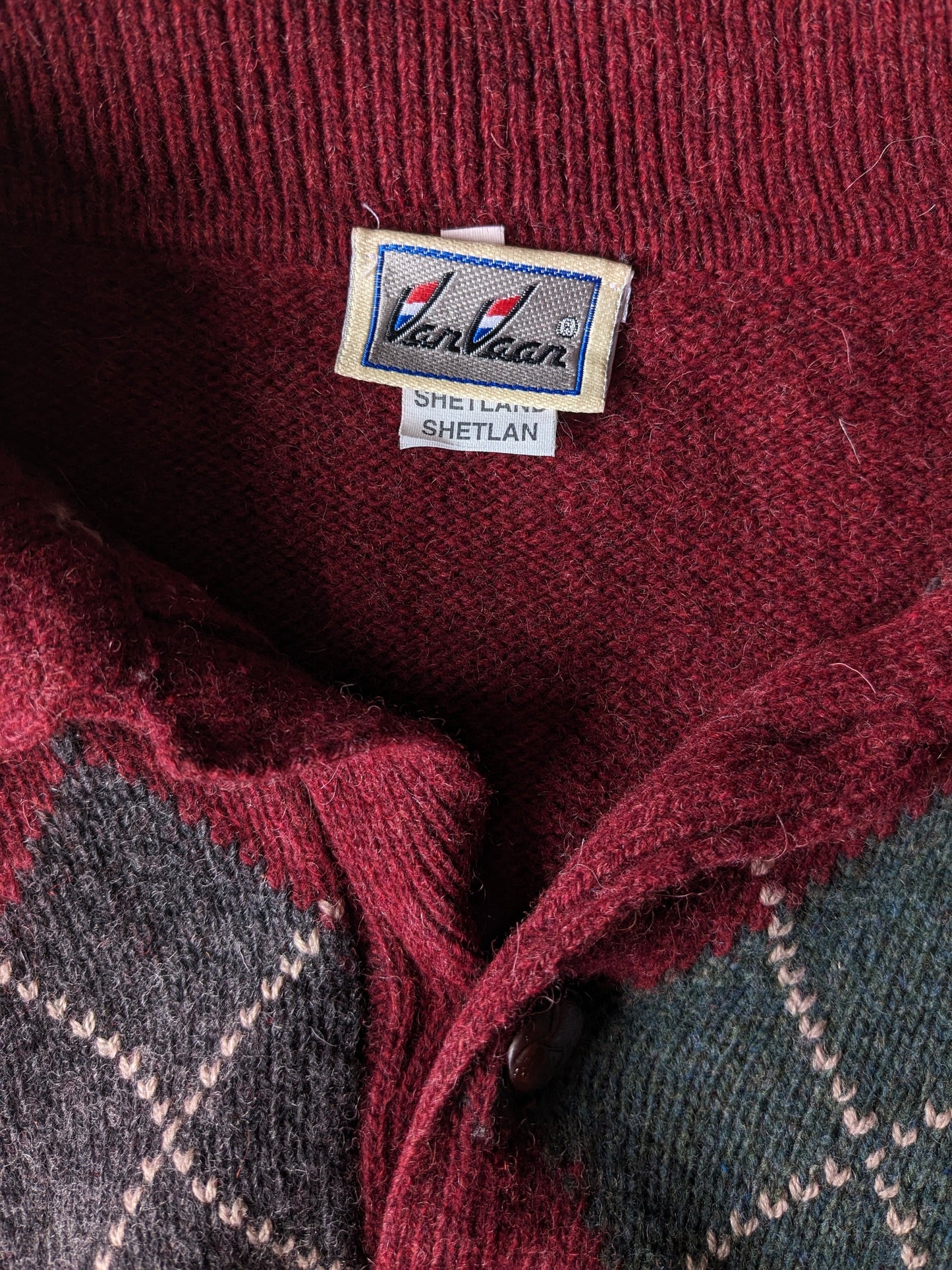Vintage di Vaan Shetland Wool Polo Miciter. Motivo bordeaux argyle. Taglia XL.