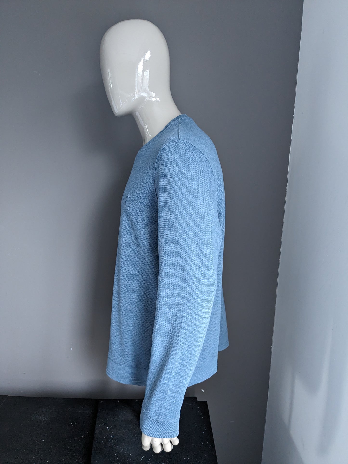 Ted Baker casual sweater. Blue herringbone motif. Size XL.