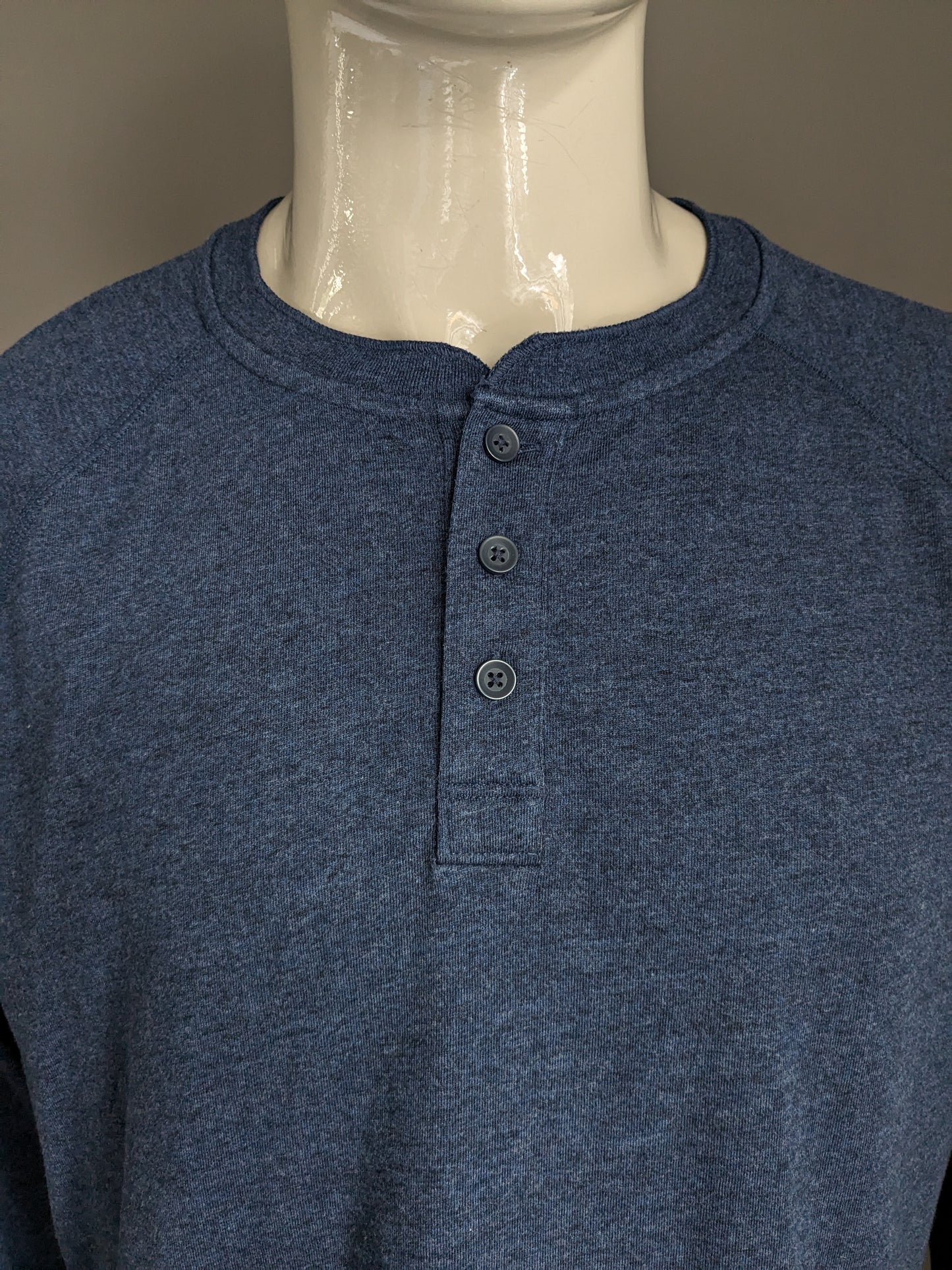 Gap Longsleeve with buttons. Blue black mixed. Size XL. Stretch.