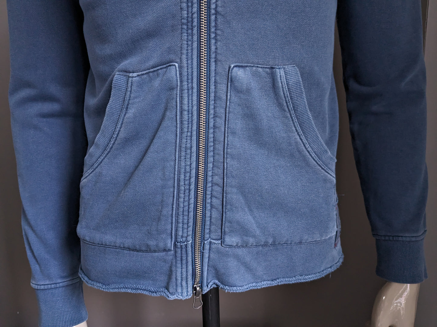 Cárdigan de Jeans Armani con Hood. Azul. Tamaño M / S.