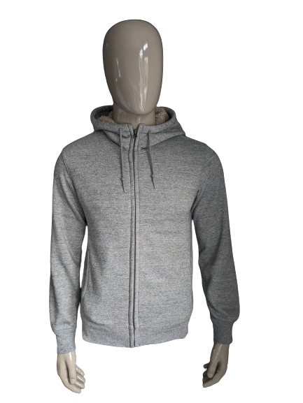 Uniqlo thickly lined cardigan with hood. Gray mixed. Size S/M