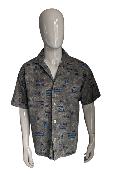 Vintage Signum Hemd kurzarm. Größere Tasten. Braungrün-blauer Druck. Größe XL.