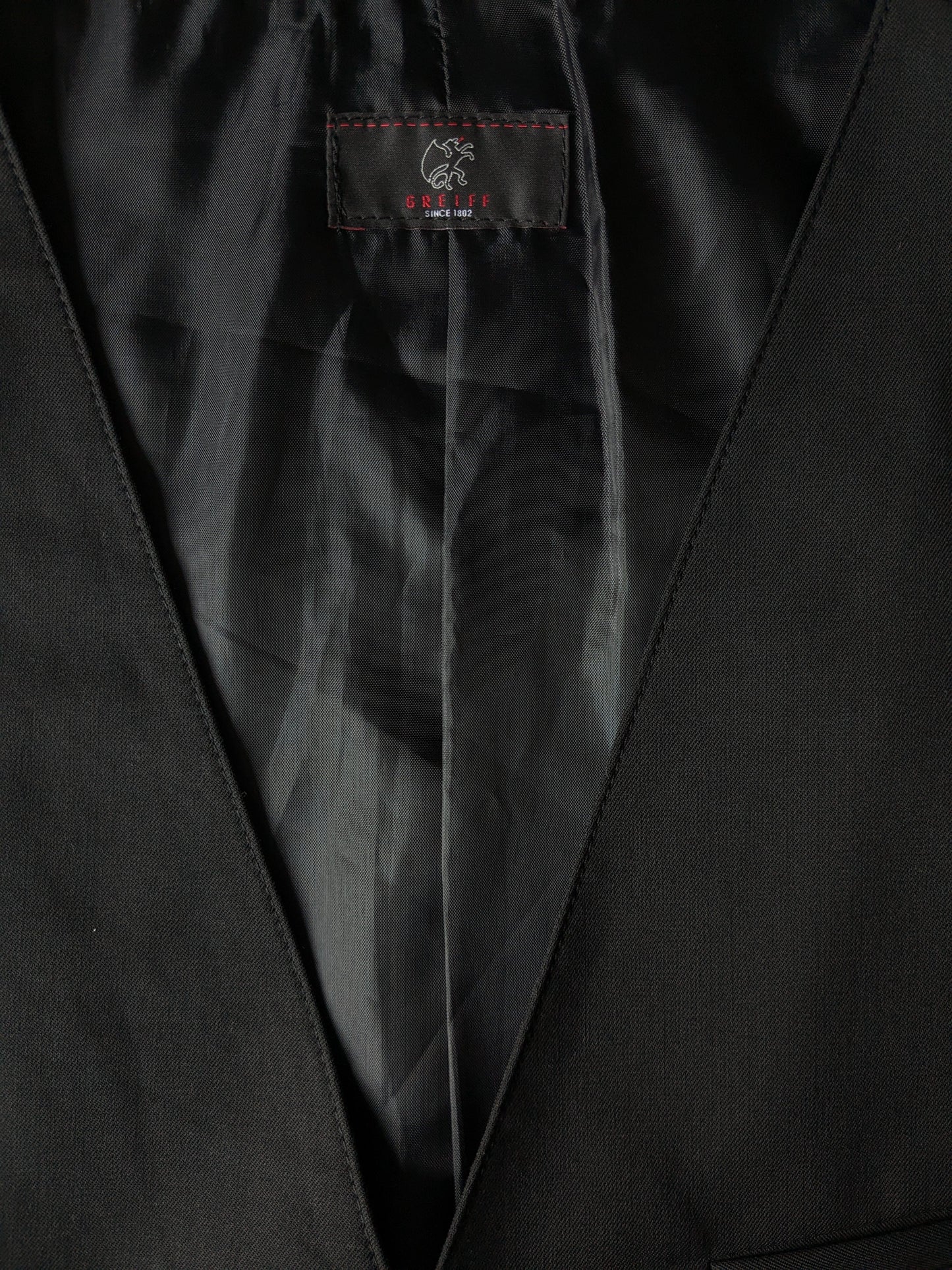 Greiff Woolen Wistcoat. Color negro. Tamaño 50 / M. 1 bolsillo interno. #336.