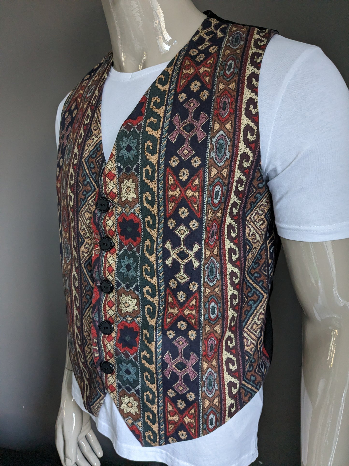 Vintage waistcoat. Purple brown red blue green print. Nice buttons. Size 52 / L.