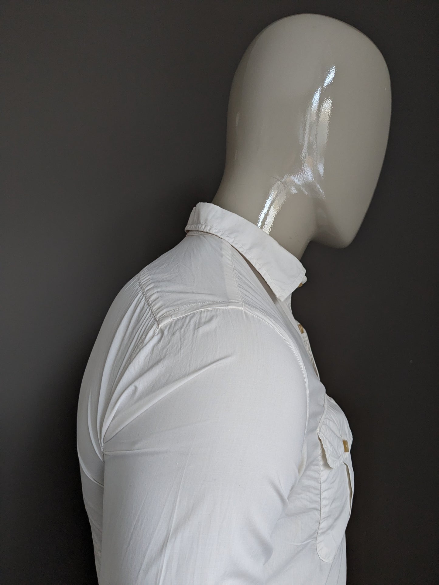 Xacus overhemd. Beige gekleurd. Maat 38 / S. Tailored Fit.