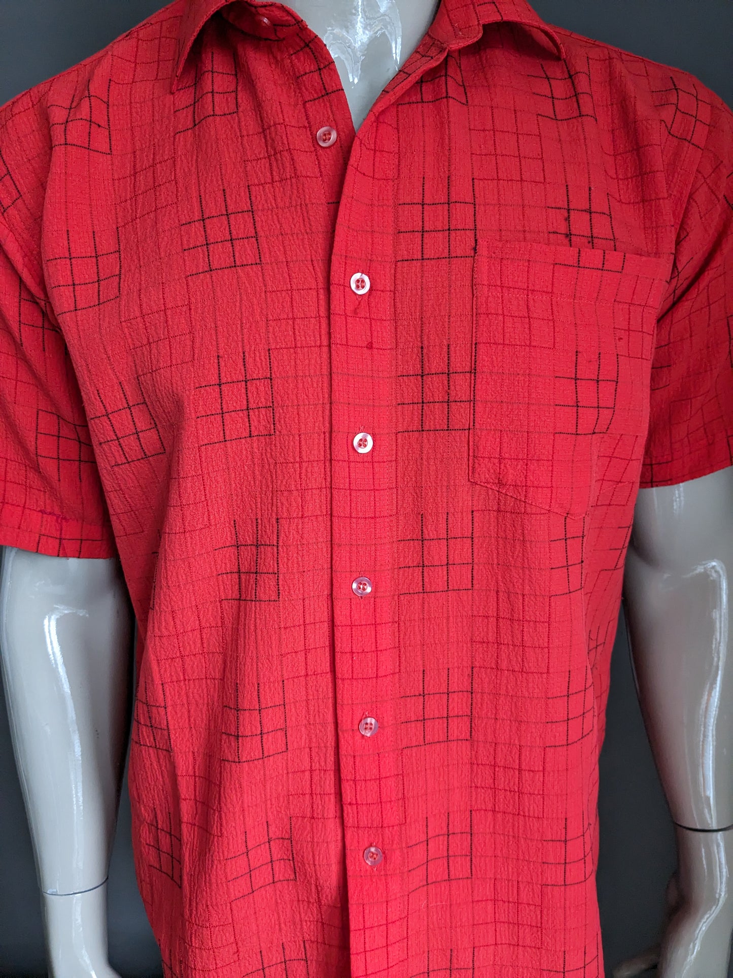 Vintage Century overhemd korte mouw. Zwart rood geruit. Maat L.