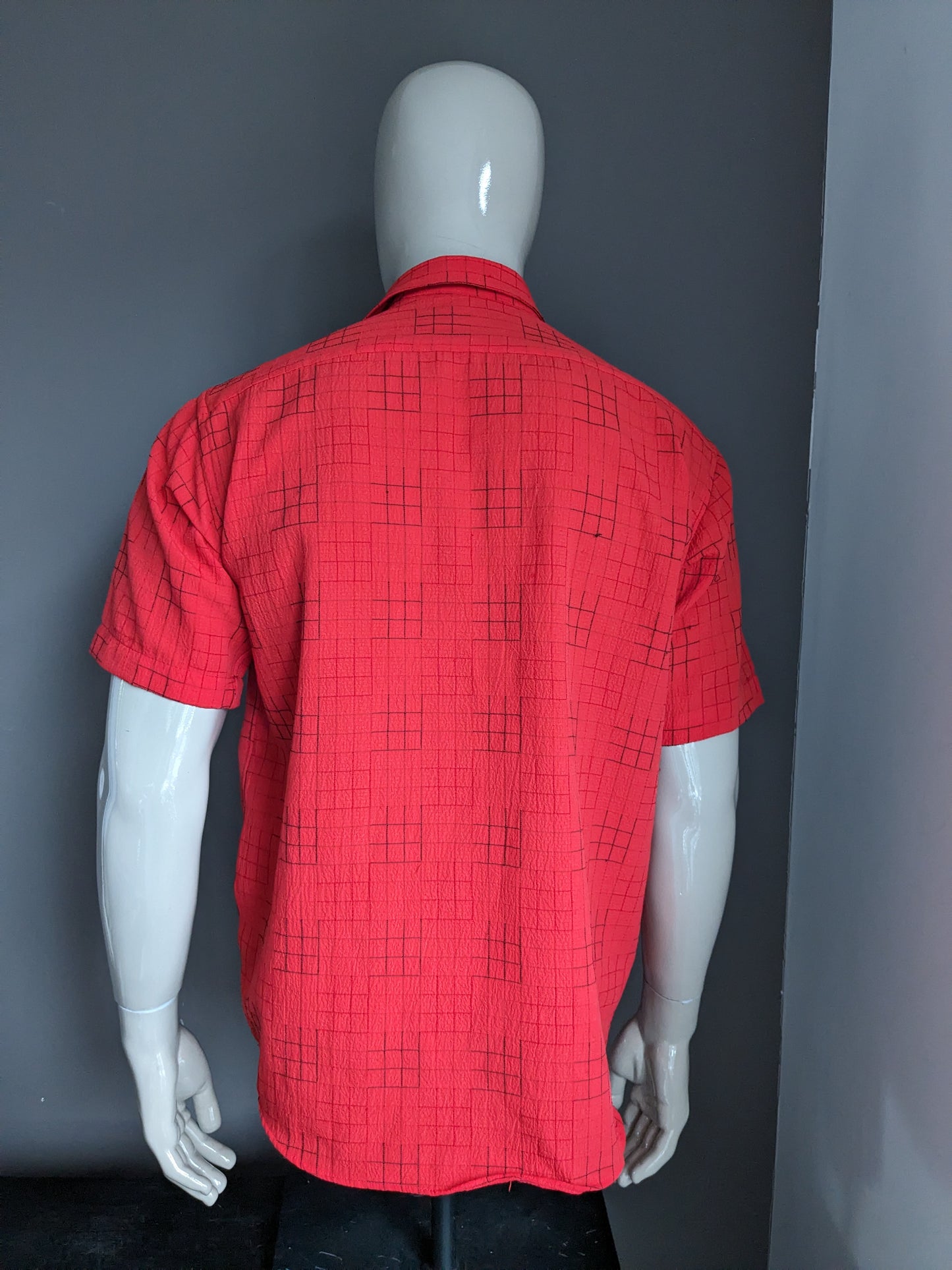 Vintage century shirt short sleeve. Black red checked. Size L.