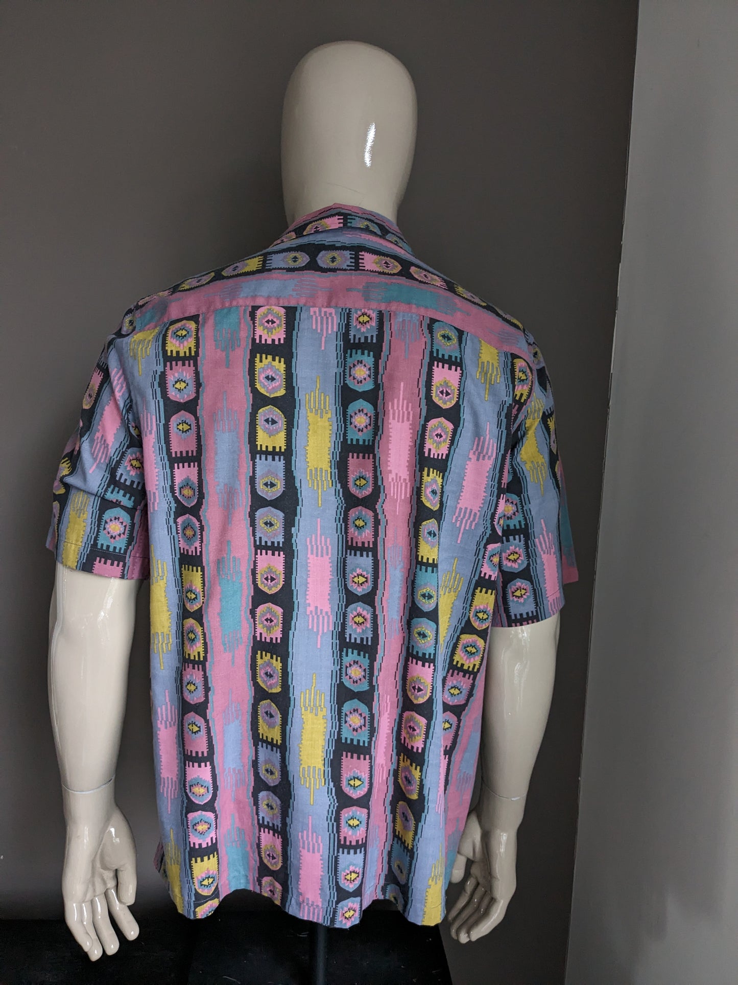 Asos short sleeve shirt. Purple gray green print. 52% viscose. Size M/L.