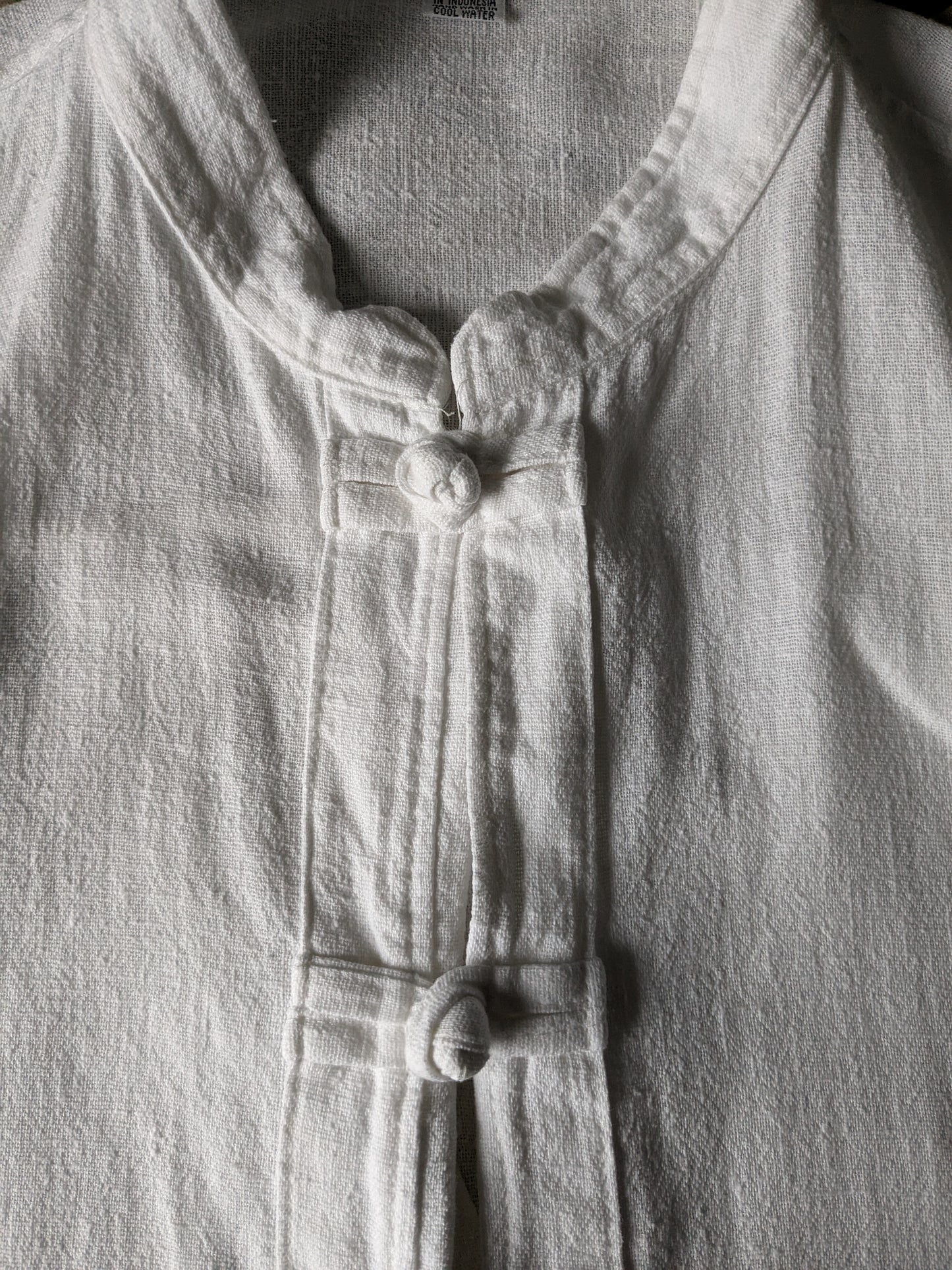 Vintage overhemd met Mao / opstaande kraag. Katoenen knopen en zakken. Maat XL.
